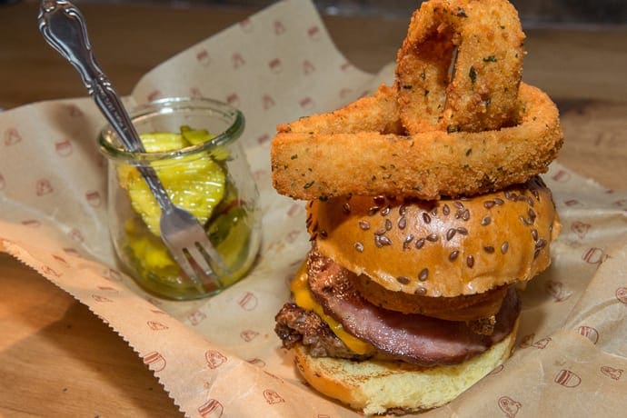 A Fine NYC Burgery Comes to Chicago