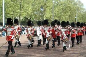 The Changing of the Guard Guided Walking Tour – Semi-Private 8ppl Max